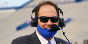 Kansas’ Les Miles tests positive for COVID-19