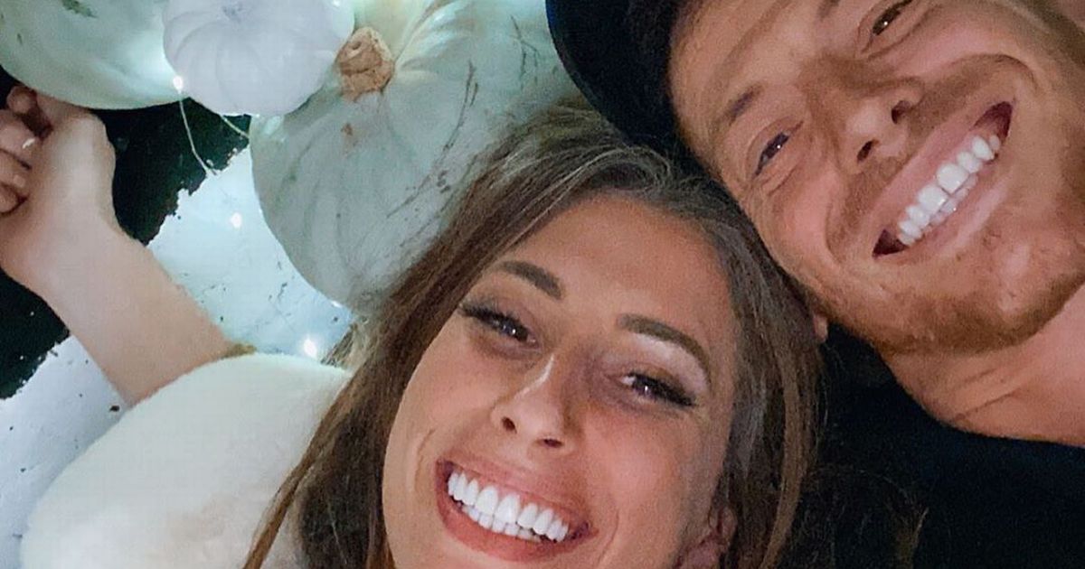 Stacey Solomon in stitches as Joe crawls about ‘like naked Gollum’