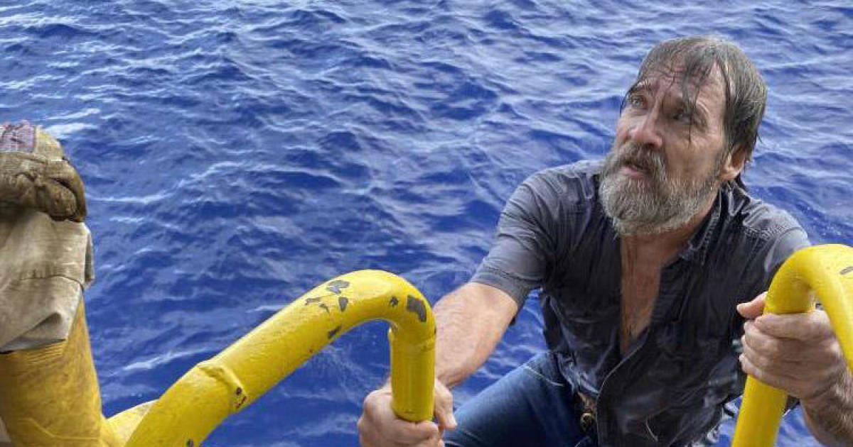 Missing man found clinging to capsized boat 86 miles off Florida