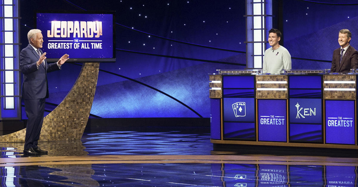 Ken Jennings and James Holzhauer pay tribute to Alex Trebek