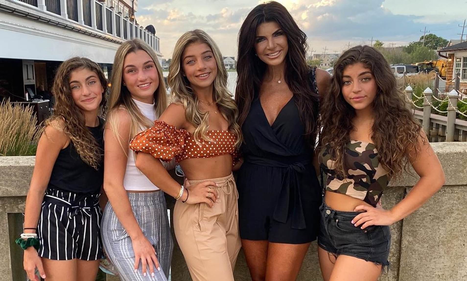 Teresa Giudice – Here’s How Her Daughters Feel About Their Mom Dating Again!