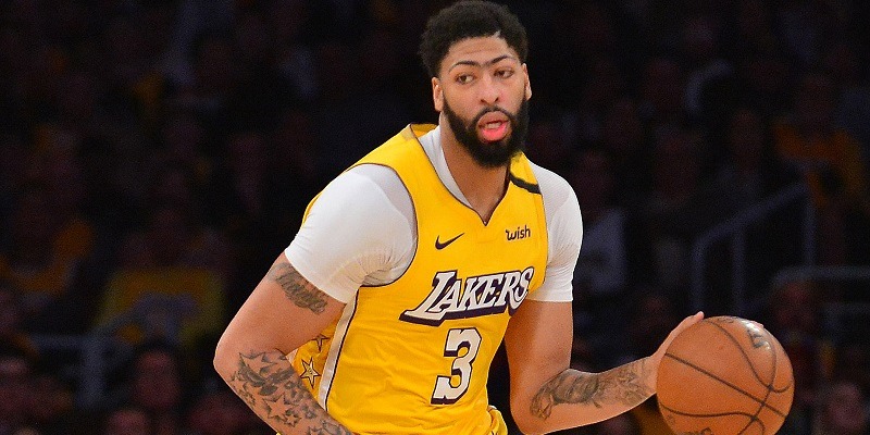 Report: Lakers’ Anthony Davis opts for free agency, plans to return