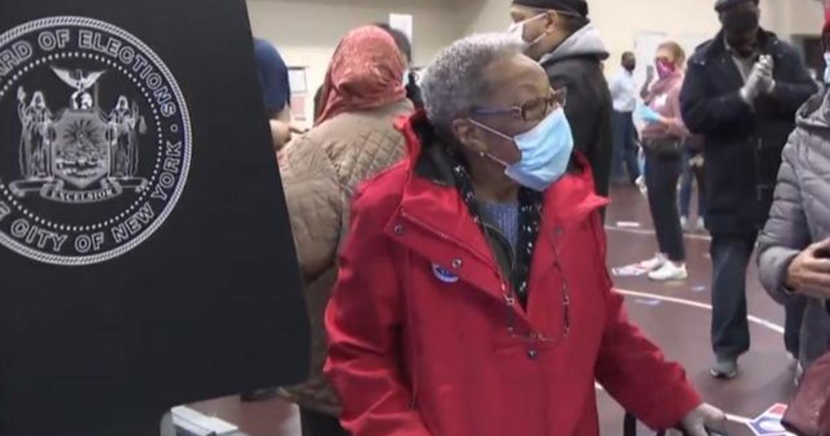 101-year-old voter braves long lines and bad weather to cast her ballot