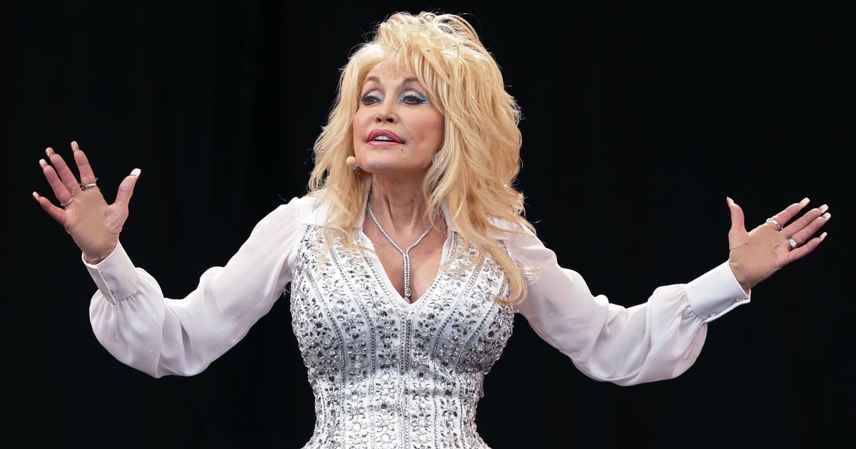 Dolly Parton says Elvis Presley dispute led her to ‘cry all night’ over decision