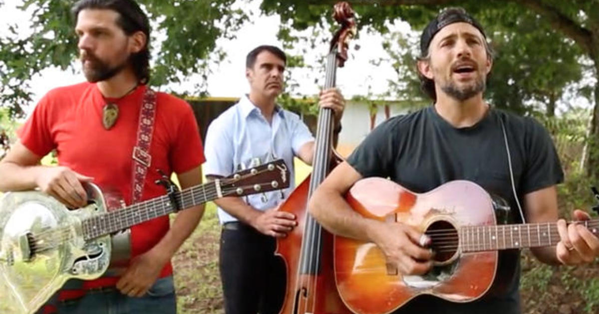 Saturday Sessions: The Avett Brothers perform “I Go To My Heart”