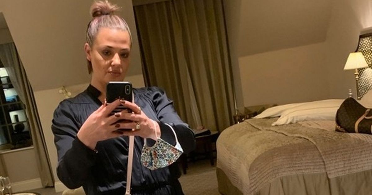 Lisa Armstrong performs last lot of make-up duties before latest lockdown