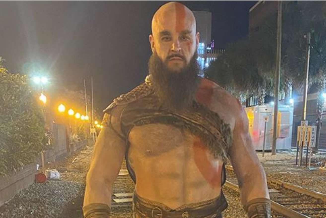 WWE’s Braun Strowman Makes An Impressive Kratos From God Of War On Halloween 2020