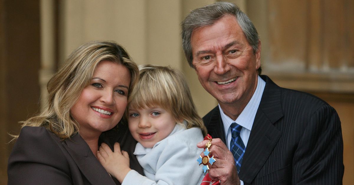 Des O’Connor hoped to live to 95 to see son he fathered at 72 get married