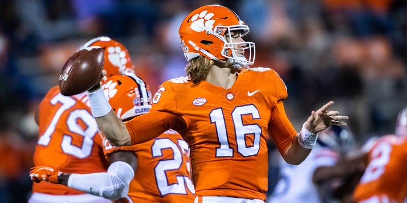 Clemson’s title, Lawrence’s Heisman odds take hits