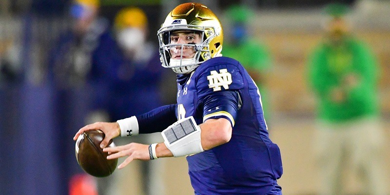 CFP Betting Odds: Clemson remains ahead of Notre Dame