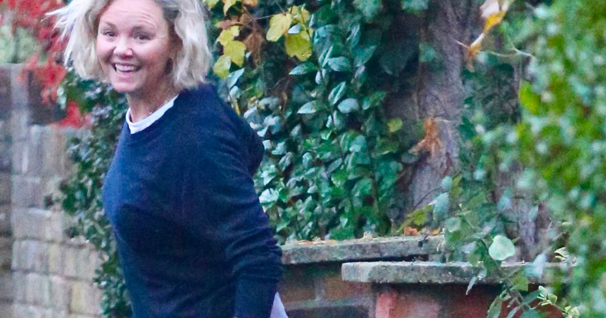 I’m A Celeb’s Charlie Brooks lugs suitcase amid rumours she’s heading to Wales