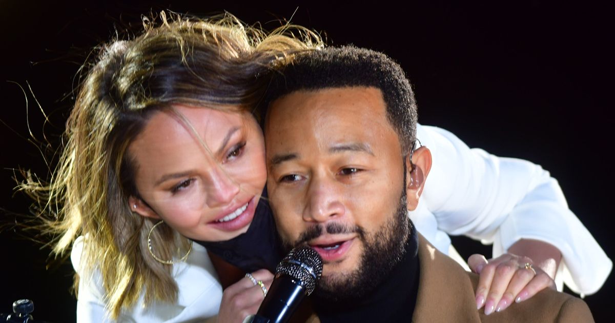 Chrissy Teigen joins John Legend on stage for emotionally charged performance