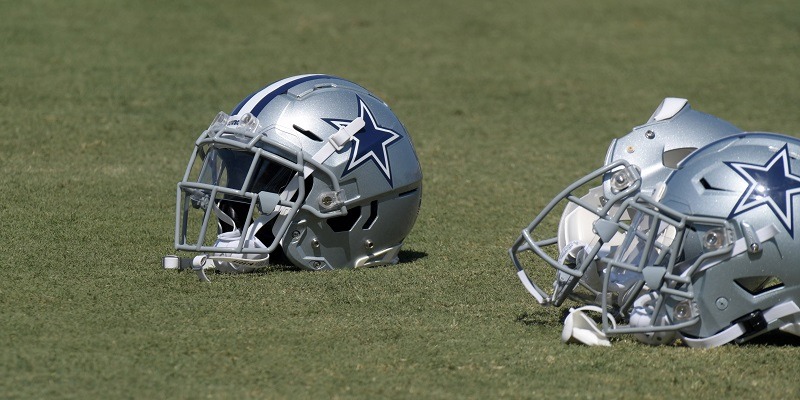 Dallas Cowboys, helmets