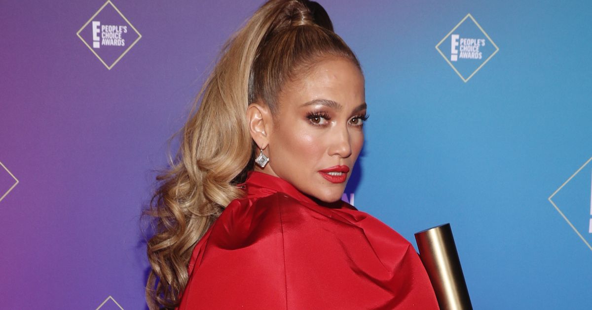 Jennifer Lopez’s ‘larger than life’ People’s Choice Awards dress as stars follow