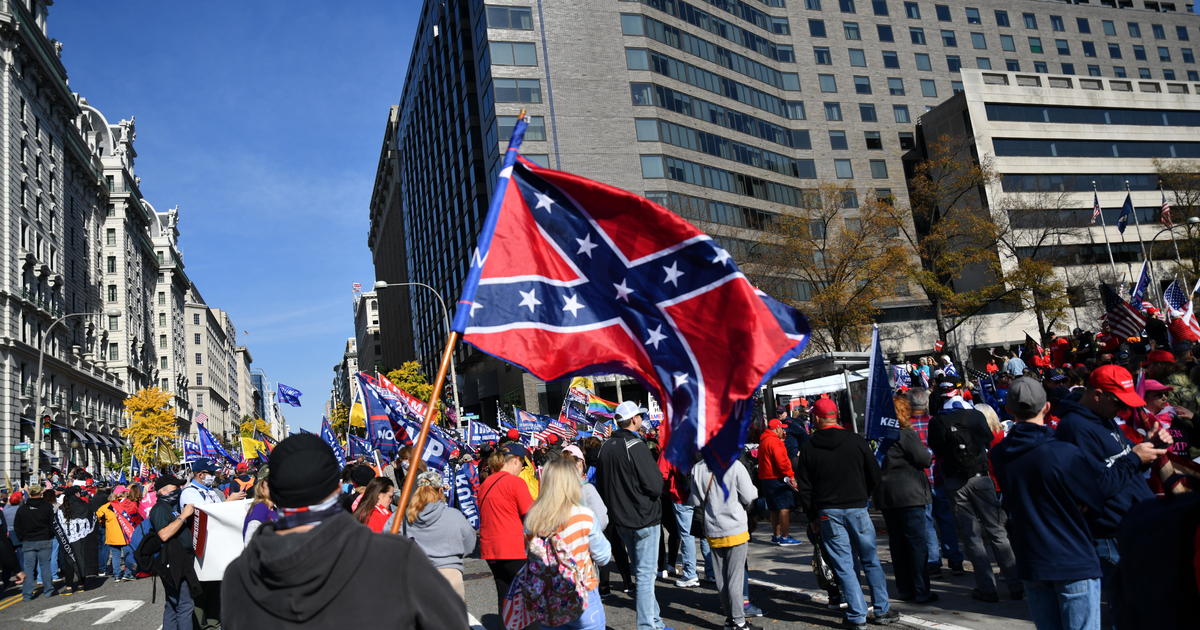 Opposing protesters clash in Washington D.C.