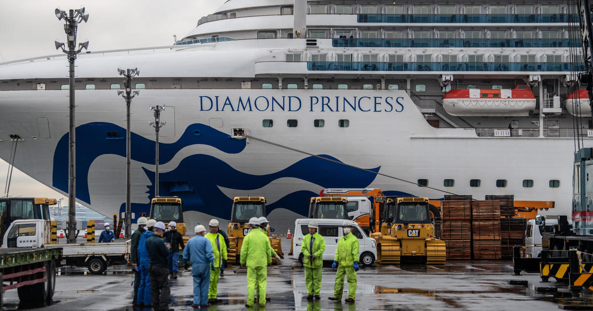 Japan’s cruise ships cautiously return to sea