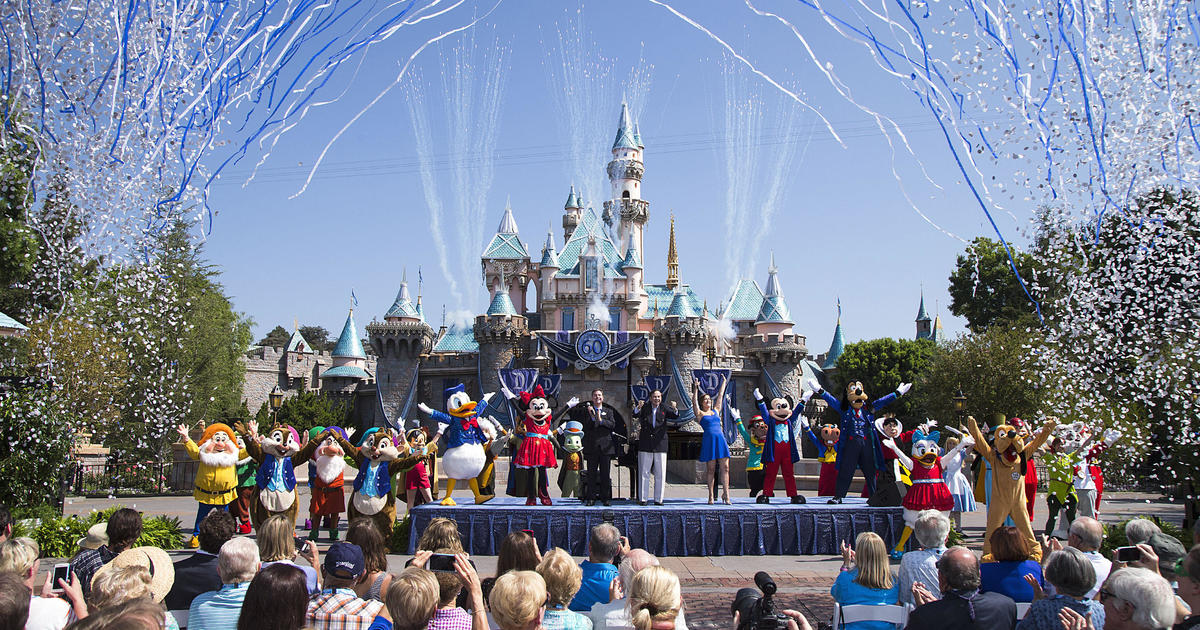 Disney World and Disneyland are closing amid coronavirus