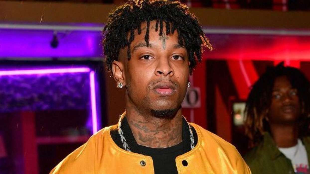 21 Savage Buys The Sister Of The Late King Von A 2021 Range Rover