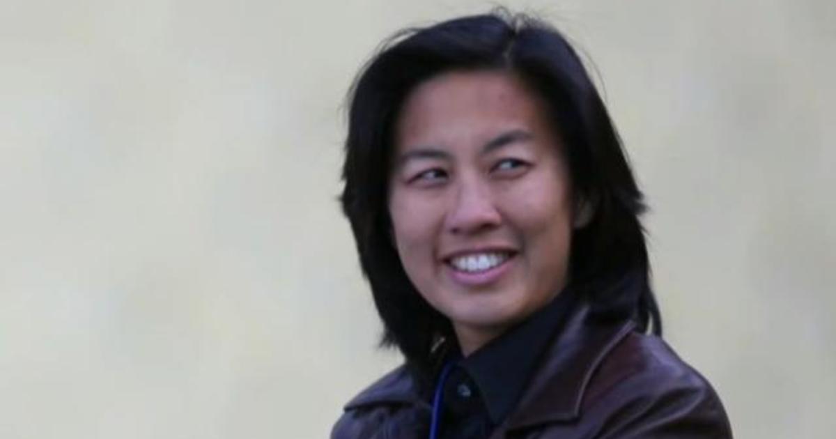 Sports columnist on Kim Ng making history as first female GM in MLB history