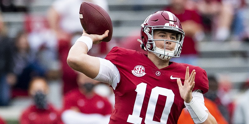 No. 1 Alabama, Florida QB Trask remain betting favorites