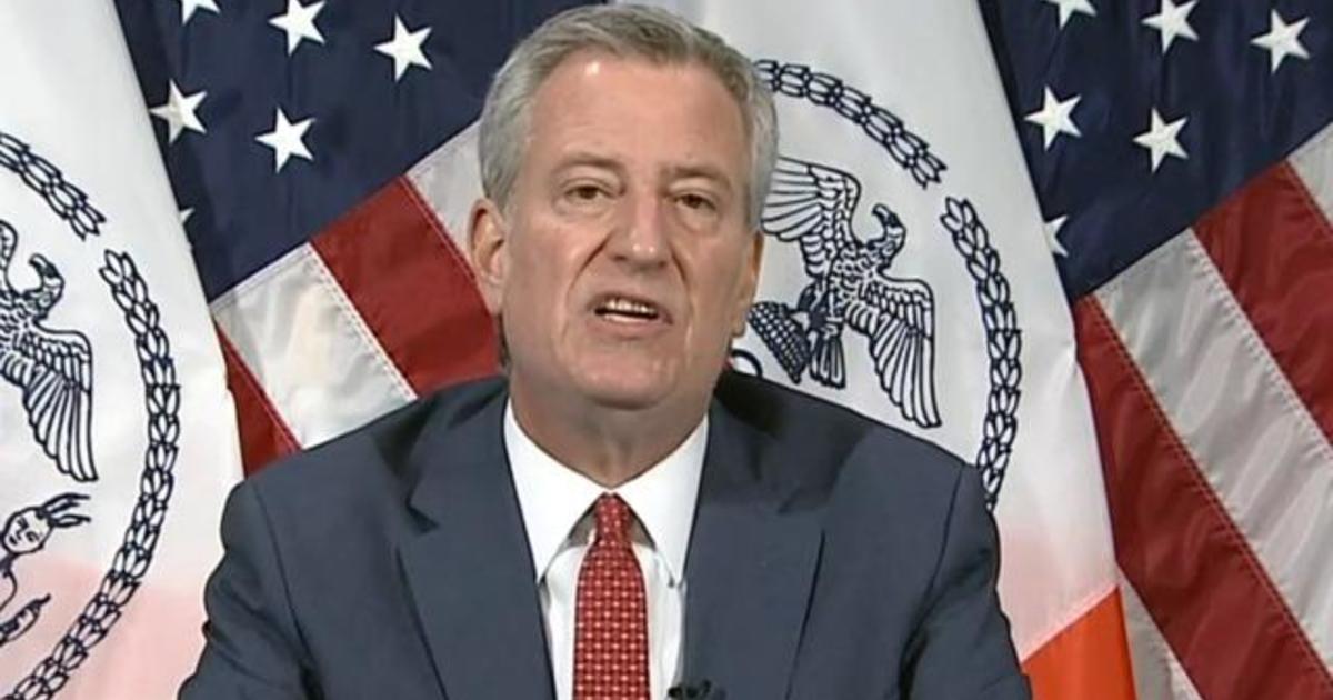 New York City mayor announces public elementary schools to begin reopening