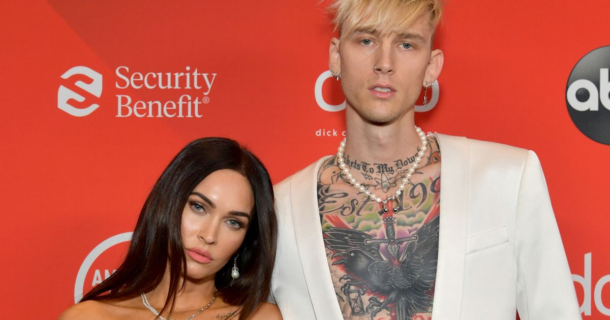 Megan Fox and Machine Gun Kelly make sensational red carpet debut at 2020 AMAs