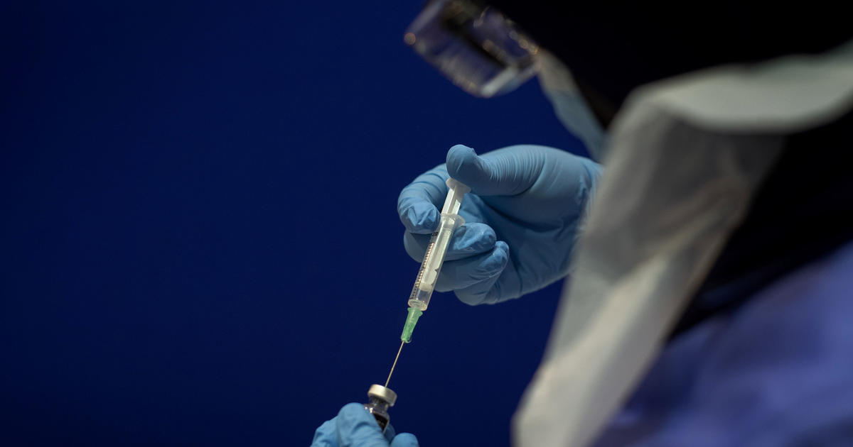 U.S. prepares for vaccine rollout as cases top 15 million