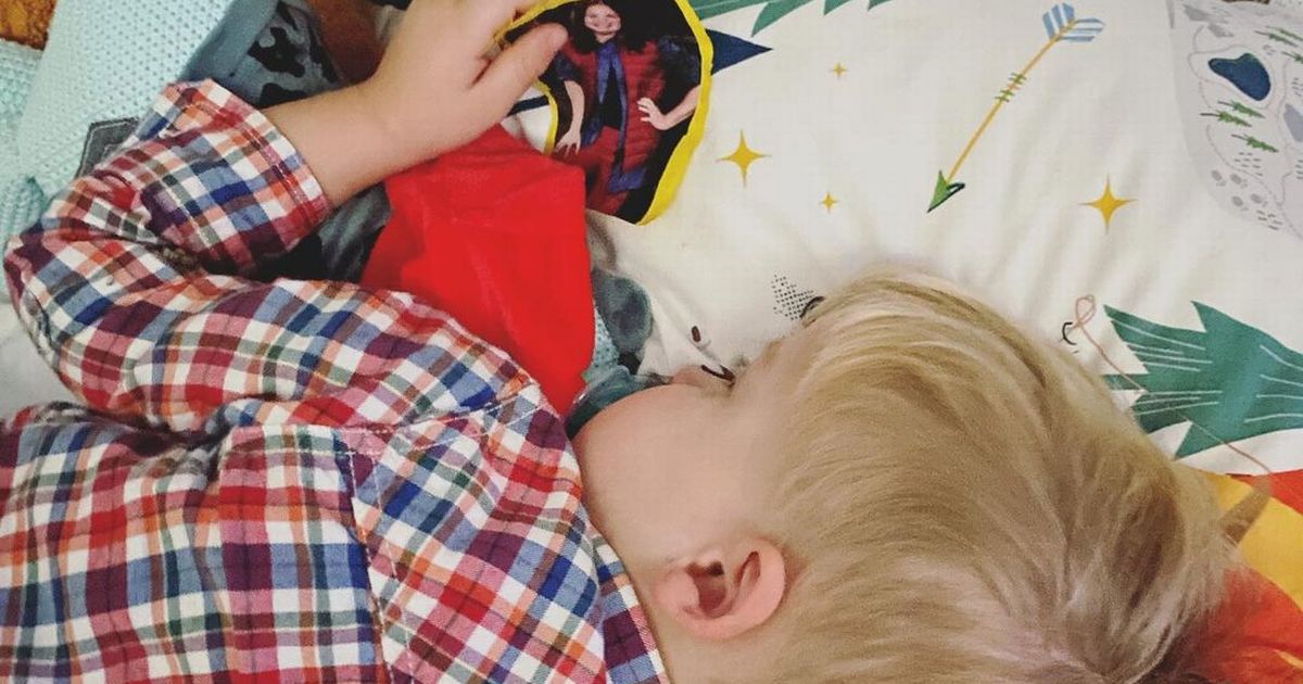 I’m A Celeb star Giovanna’s 2-year-old son falls asleep clutching a photo of her