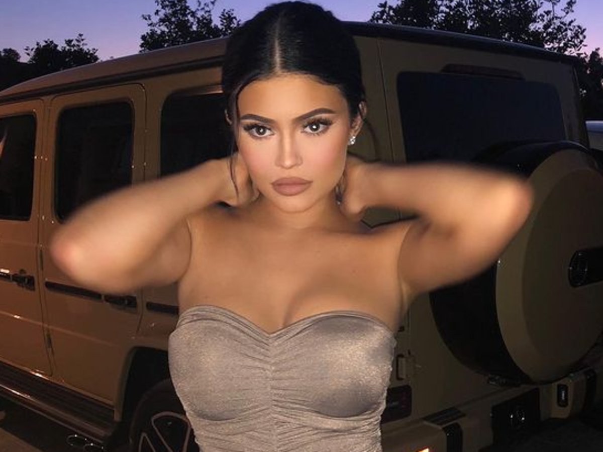 Kylie Jenner Seeks Restraining Order Against Alleged Stalker Accused Of Burglarizing A Home In Her Neighborhood