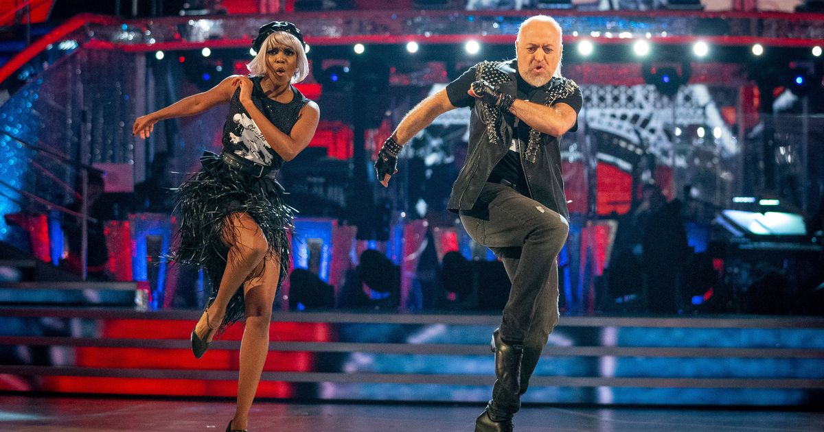 Bill Bailey fears he will ‘lose kneecap’ in daring Strictly quarter final dance