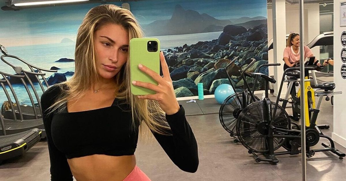 Zara McDermott looks incredible as she returns to gym after 3 stone weight loss