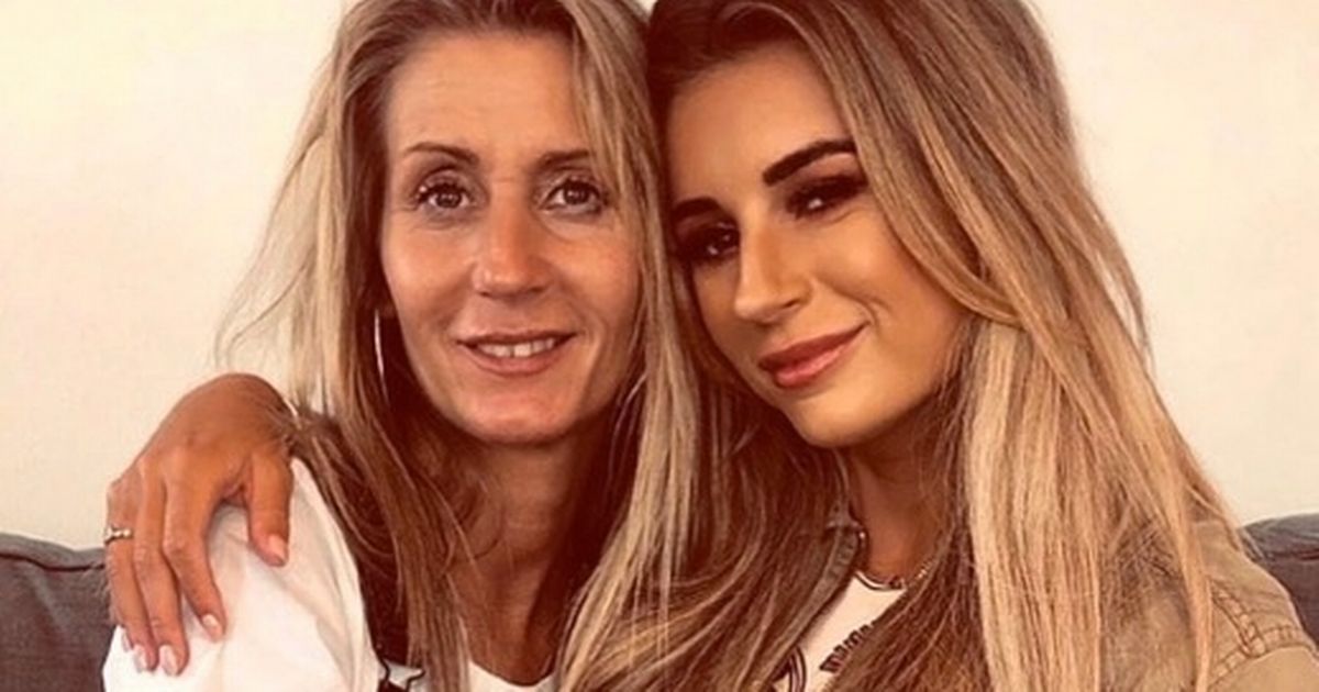 Pregnant Dani Dyer says her mum has told her to get waxed before giving birth