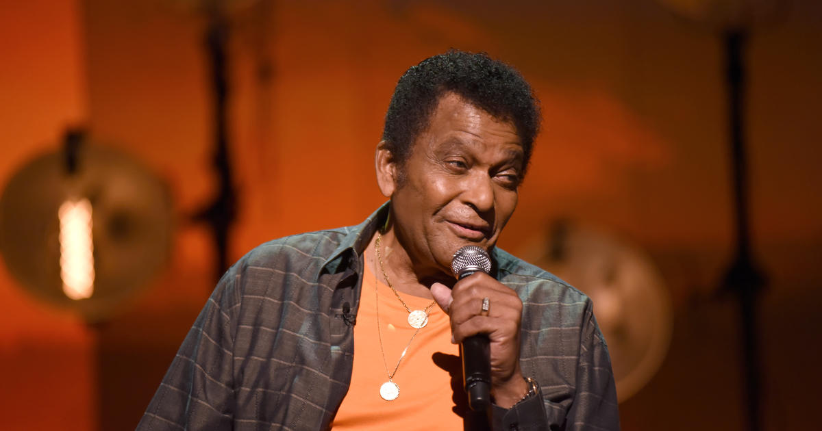 Charley Pride, groundbreaking country music star, dead at 86