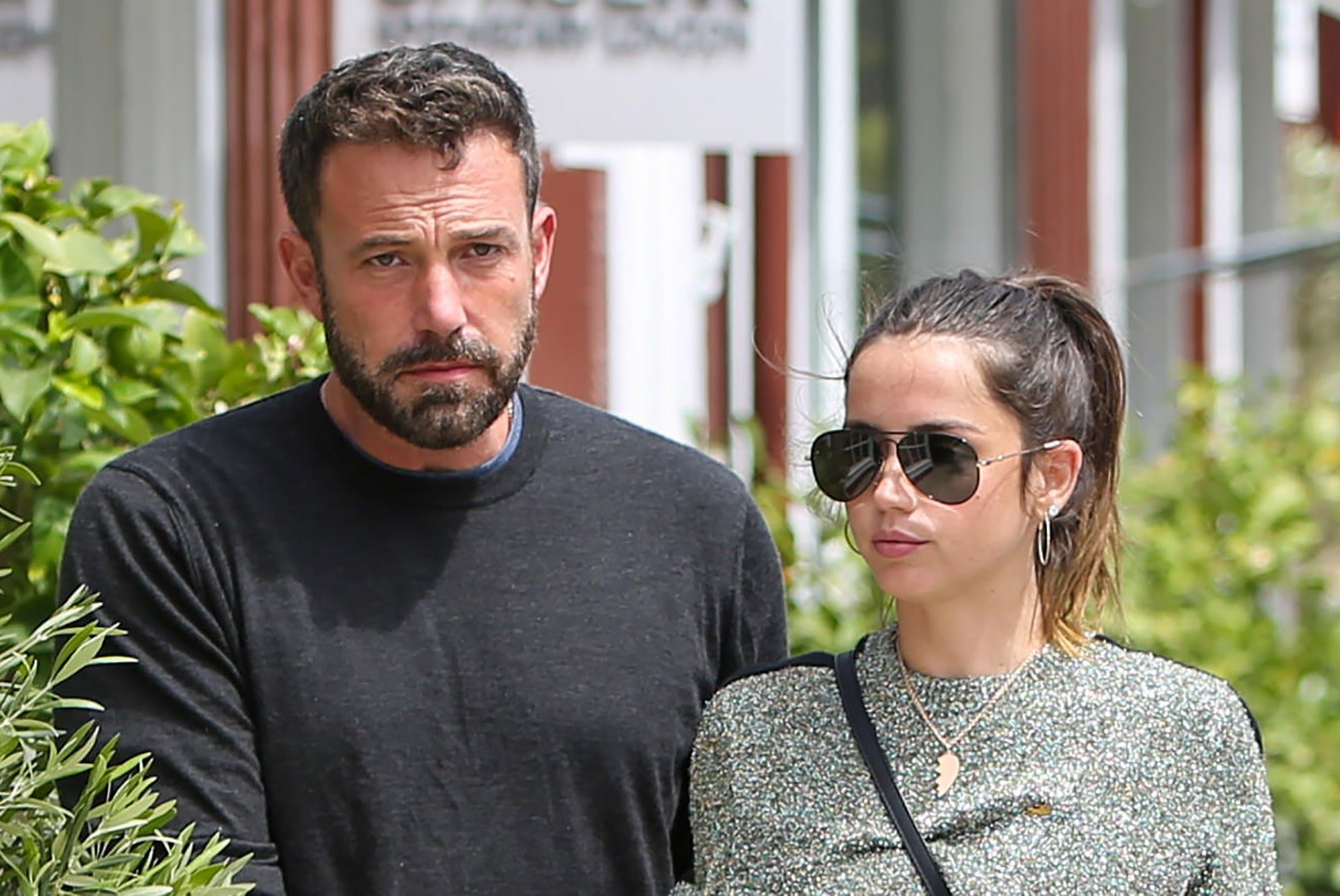 Ben Affleck’s ‘Sweet’ GF Ana De Armas Reportedly Really ‘Great’ With His Kids – Details!