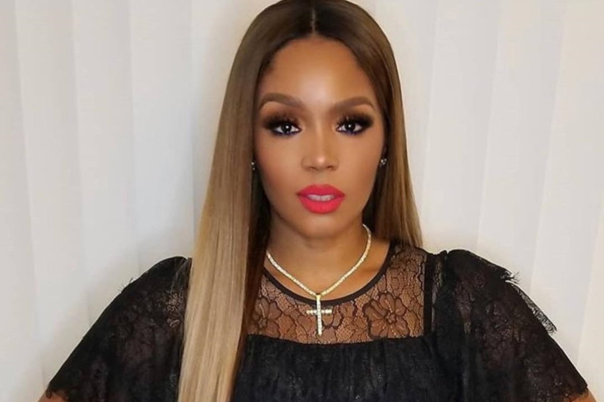 Rasheeda Frost Shared A Video From The Falcon Vs. Saints Game In Which She And Kirk Are Having A Blast With Friends – Fans Throw Shade At The Crew