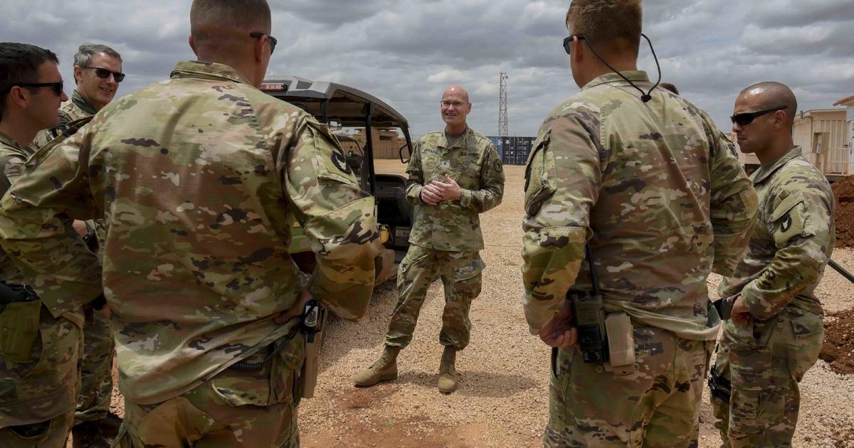 Trump orders most US troops to withdraw from Somalia