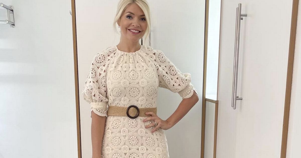 Holly Willoughby wows fans in Ted Baker dress that’s perfect for summer