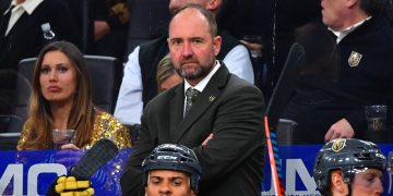 Reports: Stars Hiring Peter DeBoer as Head Coach