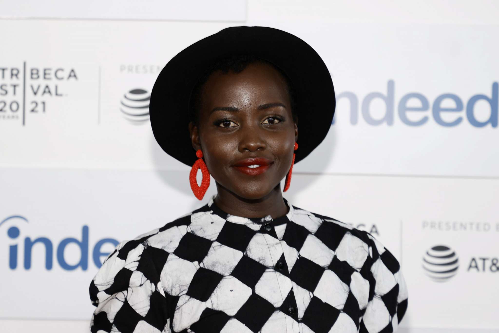 Lupita Nyong’o’ Dances In Cute Video on Instagram; Shows Off Incredible Beach Body