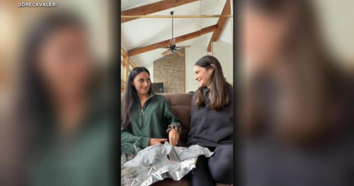 Baby announcement between two best friends goes viral