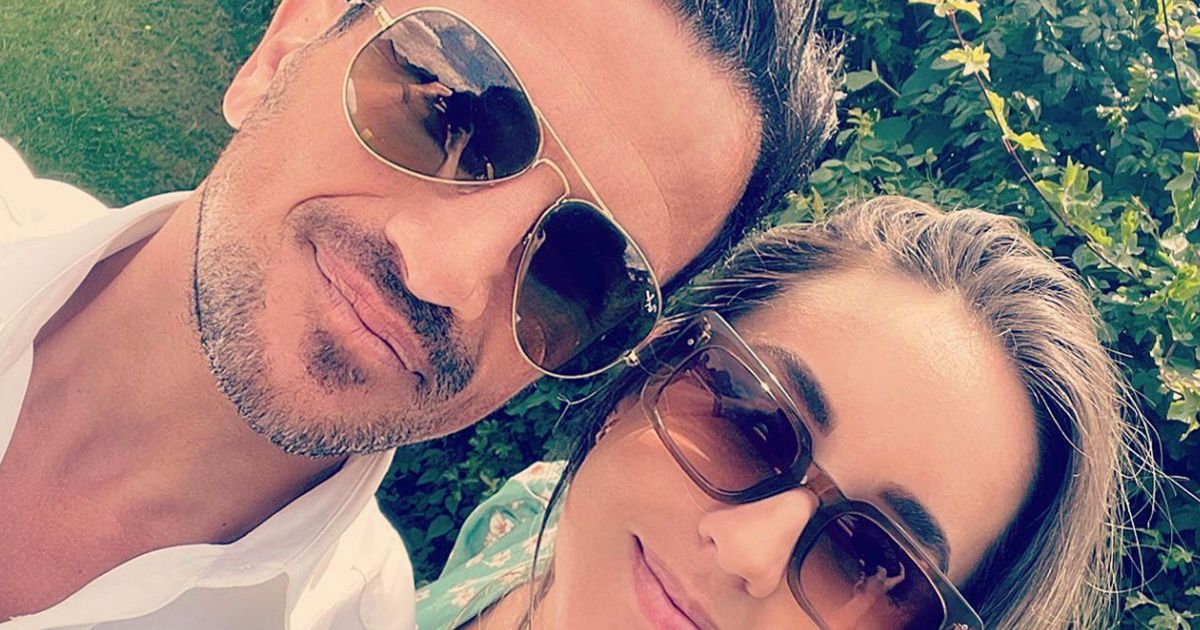 Emily Andre praised for ‘no botox or surgery’ after husband Peter shares date picture