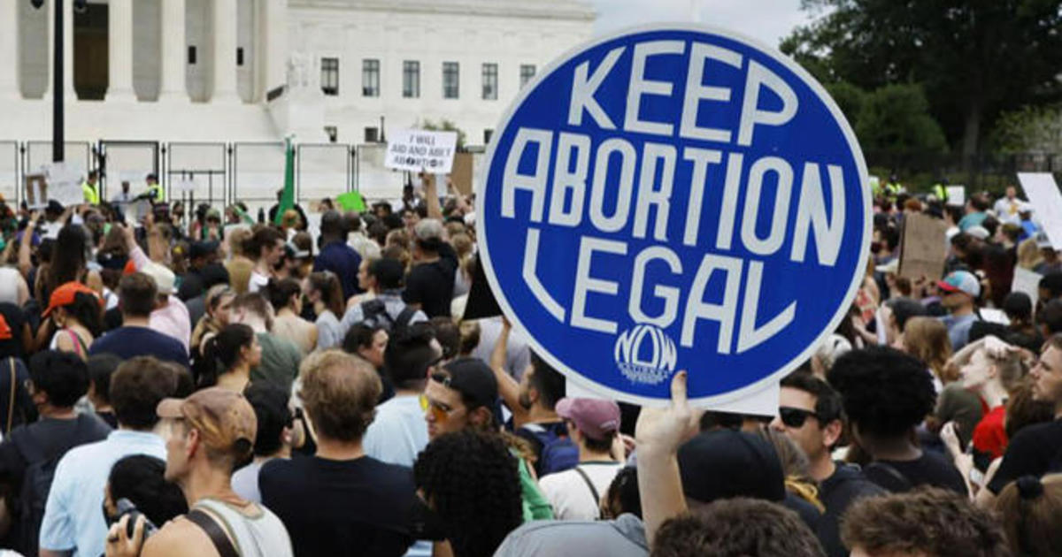 Experts warn of the mental health impacts of the overturning of Roe v. Wade