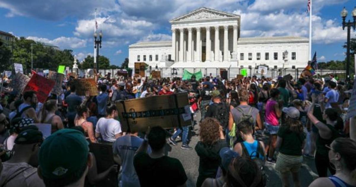 CBS News poll: Most Americans disagree with Supreme Court ruling on Roe v. Wade