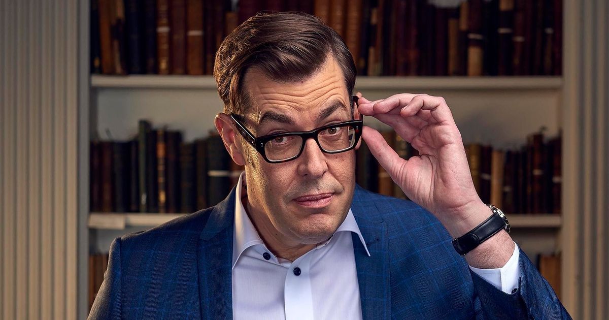 Pointless star Richard Osman’s ‘cold’ reunion with dad who abandoned him at age of nine