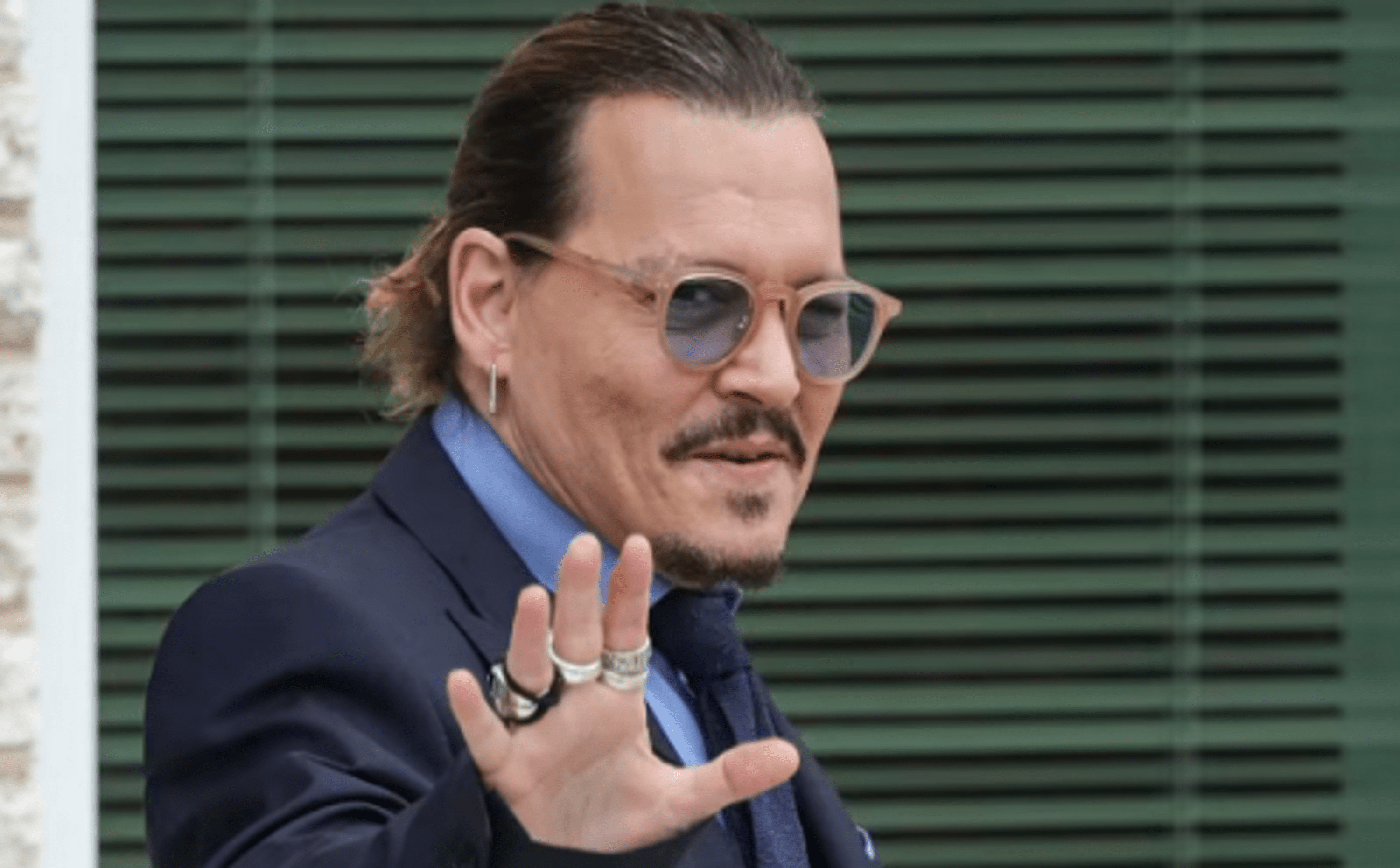 Johnny Depp warns his army of fans: ‘Fake accounts are impersonating me’