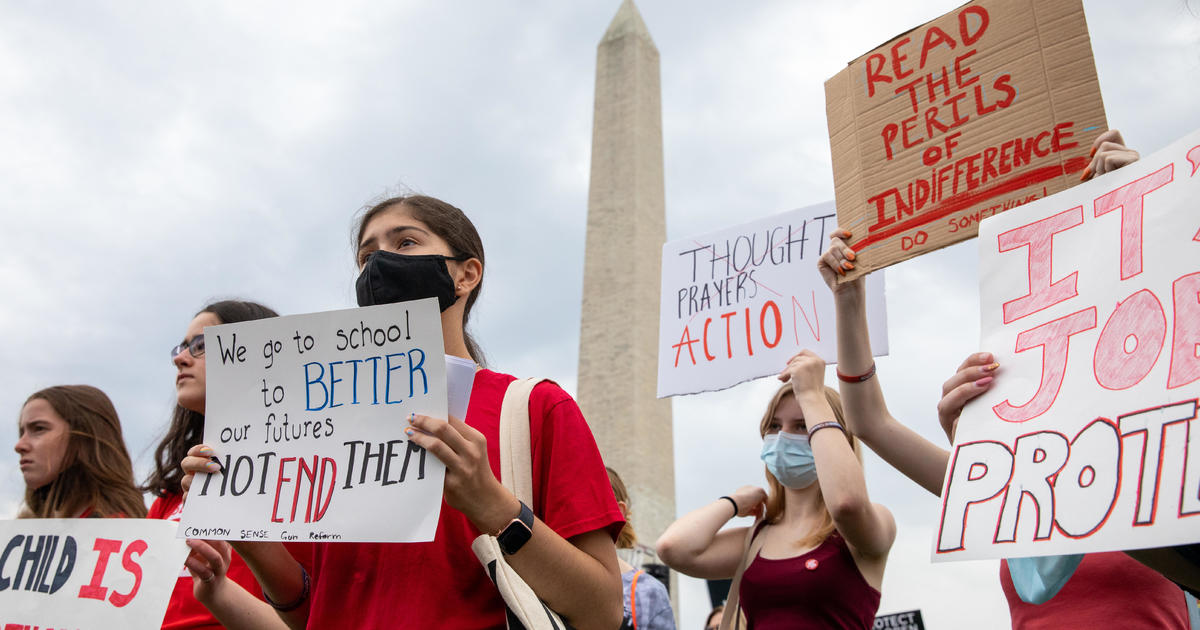 Senators likely to announce agreement on gun reforms Sunday