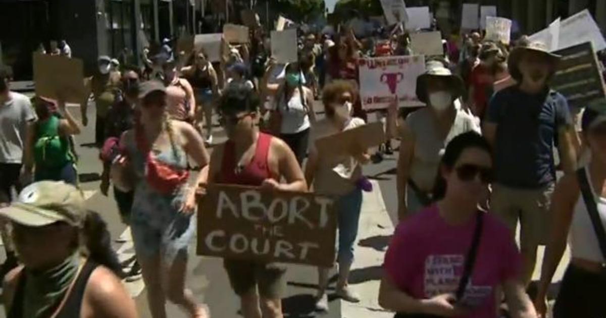 Thousands protest the Supreme Court striking down Roe v. Wade