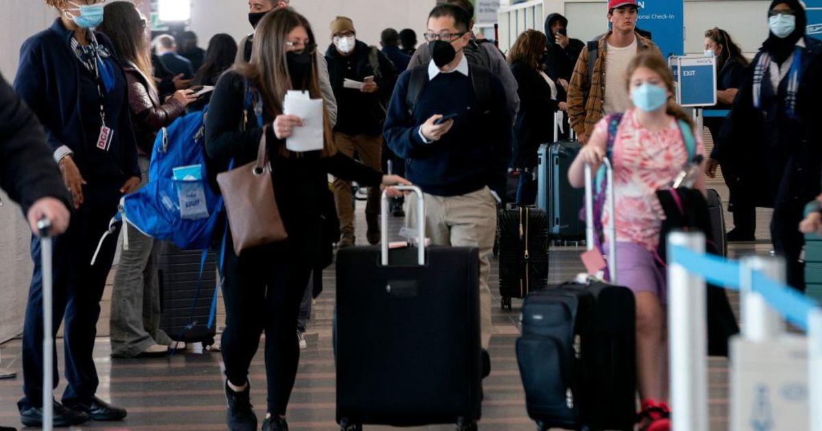 Travelers, airlines gear up for potential cancellations over holiday weekend