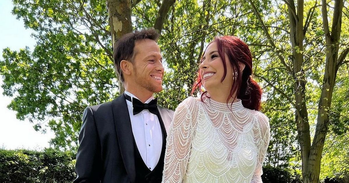 Stars react as Stacey Solomon and Joe Swash ‘melt hearts’ with first wedding photos