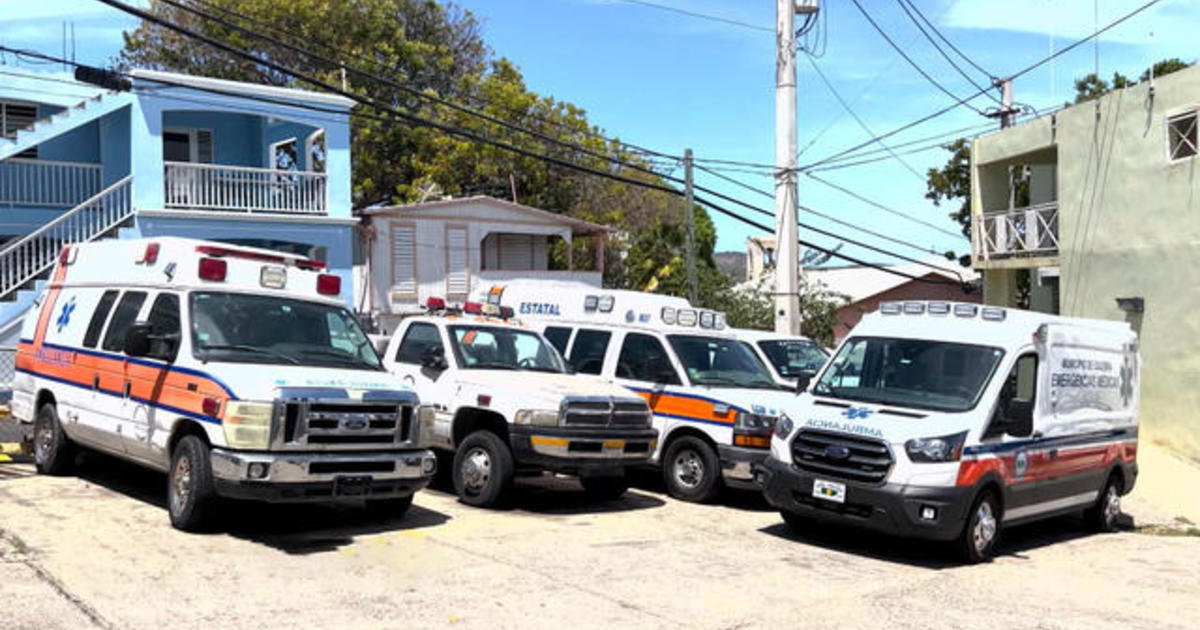 Tourists flock to Puerto Rico beach unaware that it lacks critical emergency services